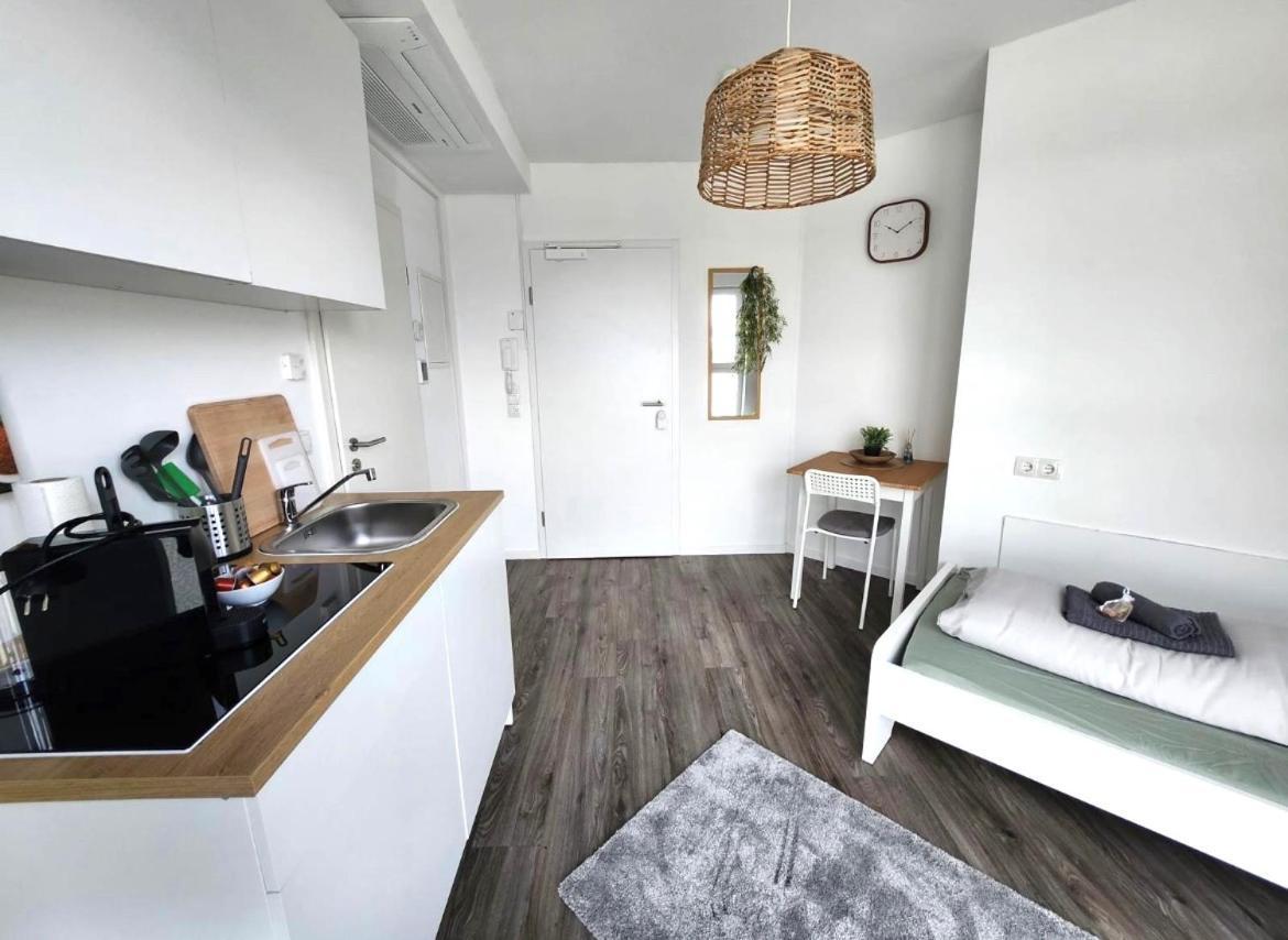 Modernes Apartment Mit Wifi, Aufzug & Kostenlos Parken El-Living Augsburg Exterior photo